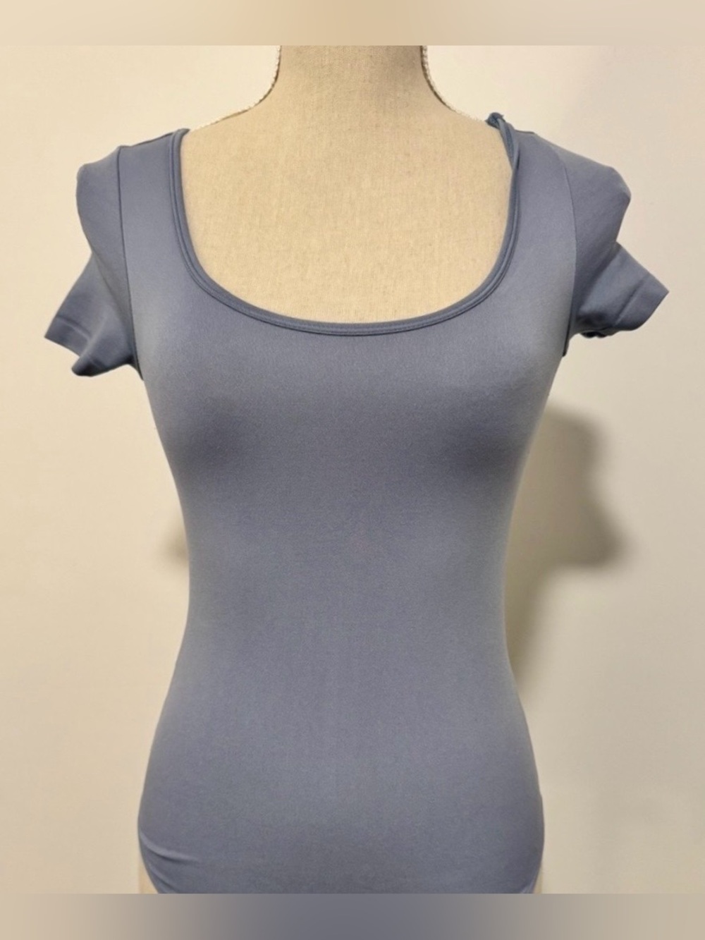 SO Blue Short Sleeve Scoop Neck Bodysuit XS